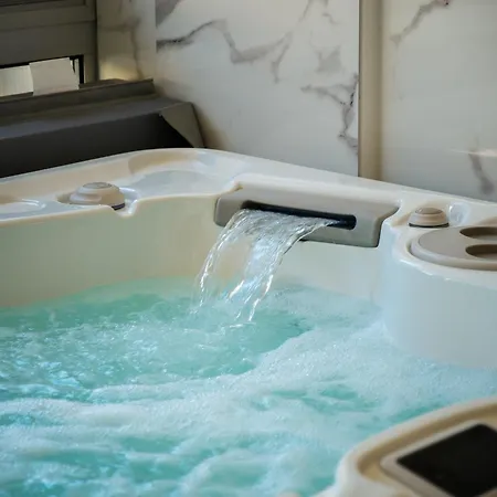 Bono Jacuzzi &