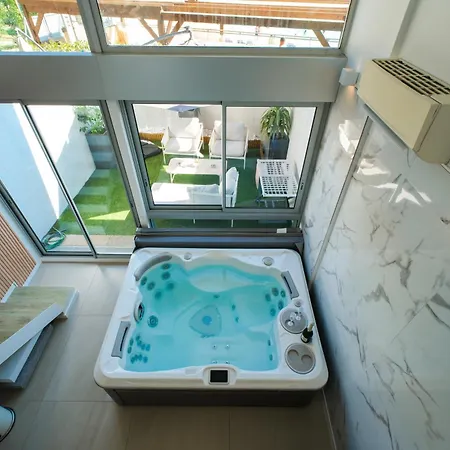 Bono Jacuzzi & Apartment