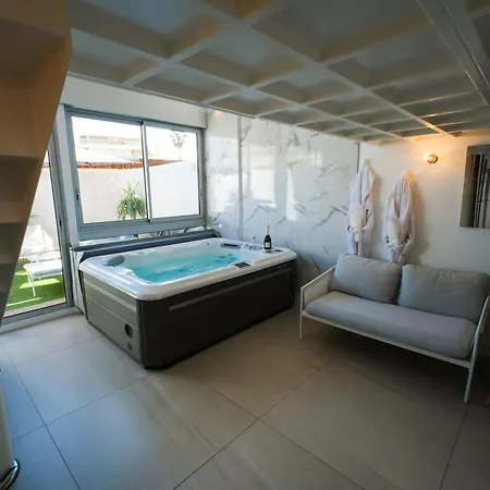 Apartment Bono Jacuzzi & *
