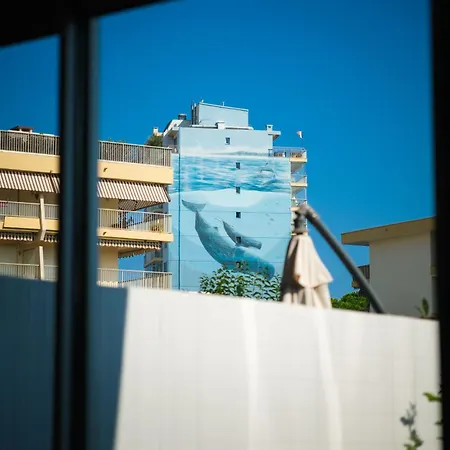 Apartment Bono Jacuzzi & Saint-Laurent-du-Var
